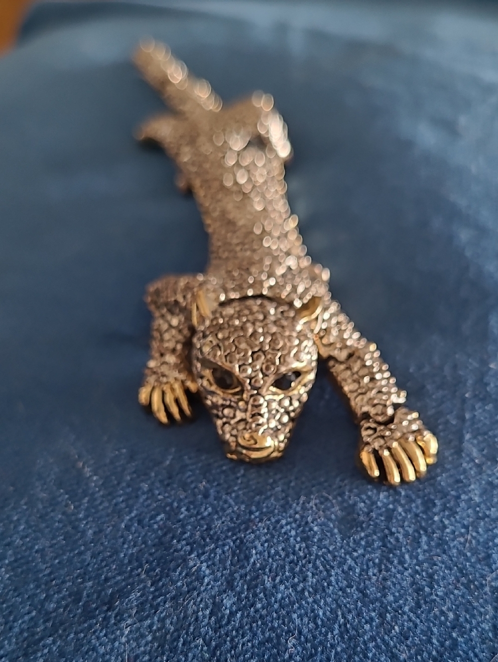 Vintage Silver & Goldtone Articulated Leopard/Jaquar Shoulder Brooch